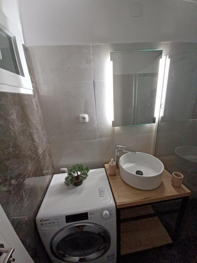 In The Centar Of Rijeka Apartment Exterior foto