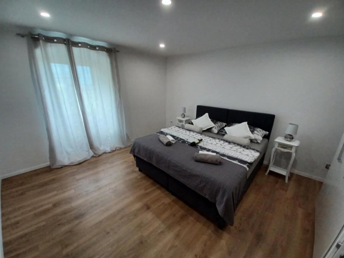In The Centar Of Rijeka Apartment Exterior foto